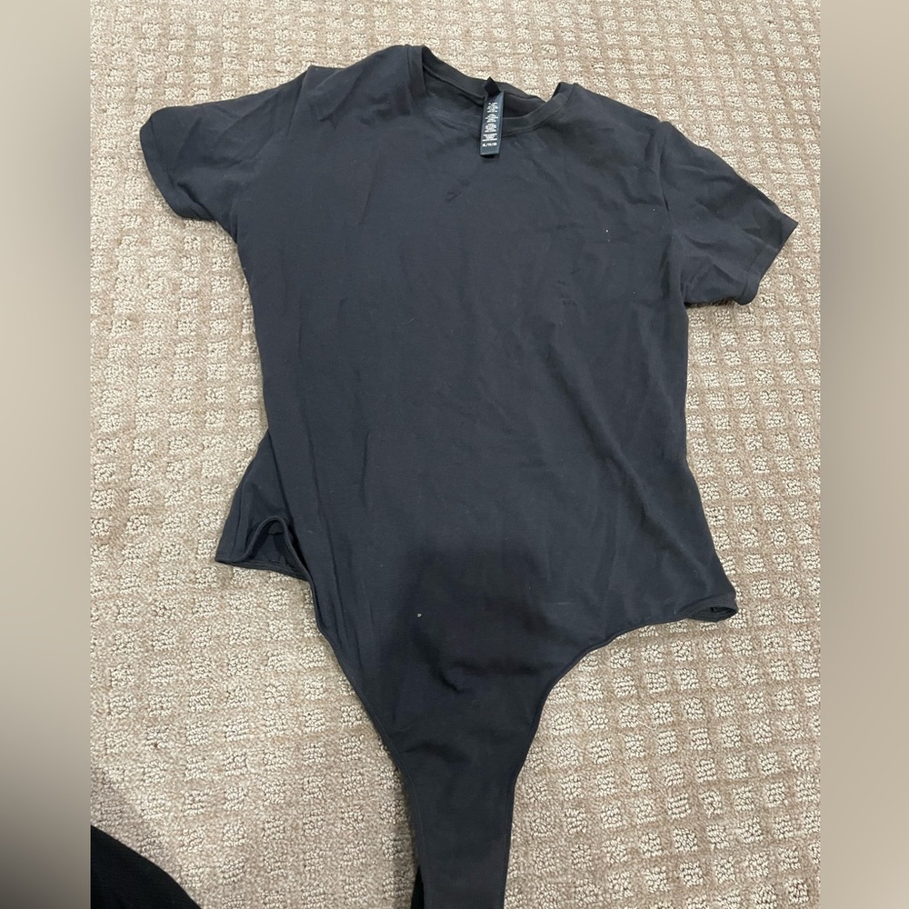Skims bodysuit black size xl